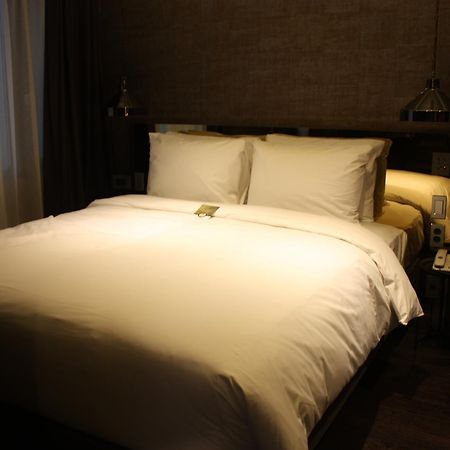 The Hotel Young Inn Seul Zewnętrze zdjęcie